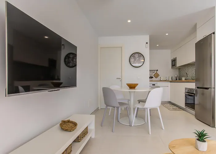 Homu Breca - Muy Cerca De La Playa 플라야블랑카